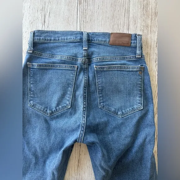 Madewell 10” High Rise Skinny Button Fly  Jeans 27