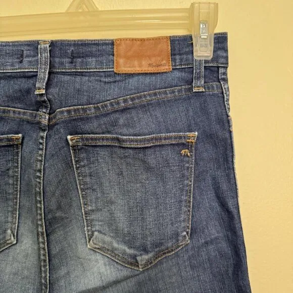Madewell 10&quot; High-Rise Skinny Jeans in Hayes Wash/Blue color Style F4684