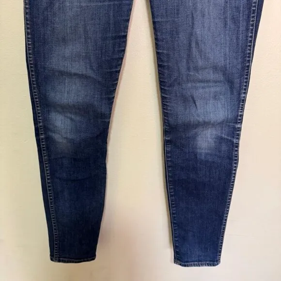 Madewell 10&quot; High-Rise Skinny Jeans in Hayes Wash/Blue color Style F4684