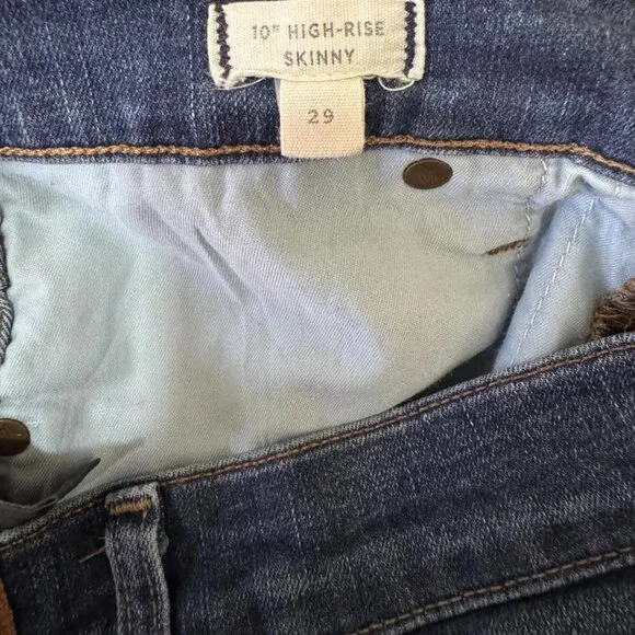 Madewell 10&quot; High-Rise Skinny Jeans in Hayes Wash/Blue color Style F4684