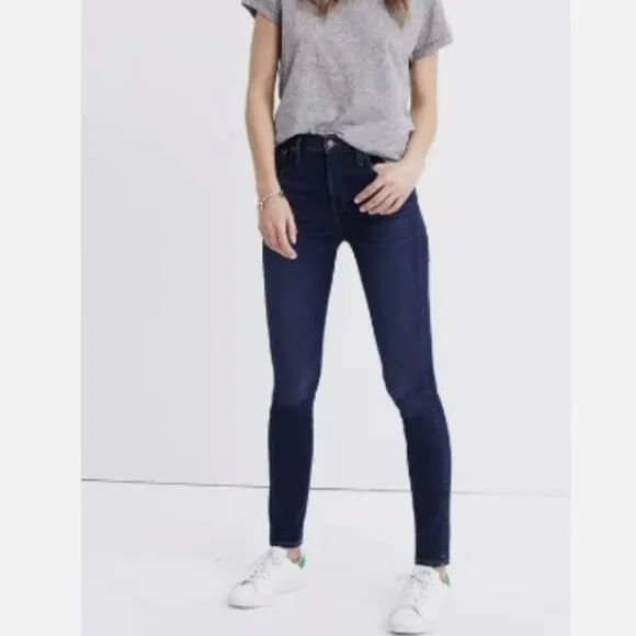 Madewell 10&quot; High-Rise Skinny Jeans in Hayes Wash/Blue color Style F4684