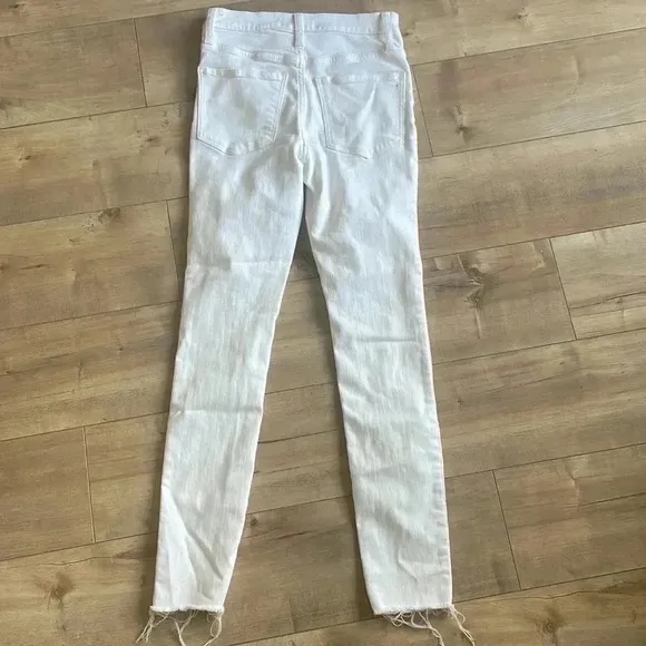 Madewell 9” Mid Rise Skinny White Jeans Raw Hem Sz 24