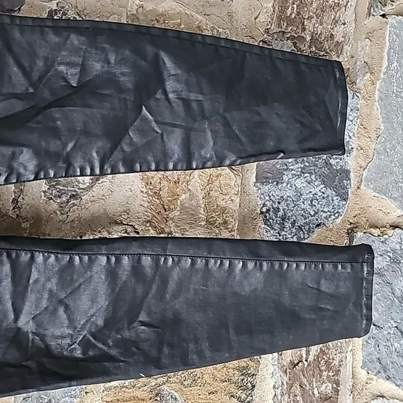 Madewell Black Skinny Skinny Wax Coated Jean Size 29