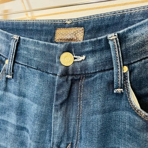 Madewell Curvy High-Rise Skinny Jeans in Black Sea