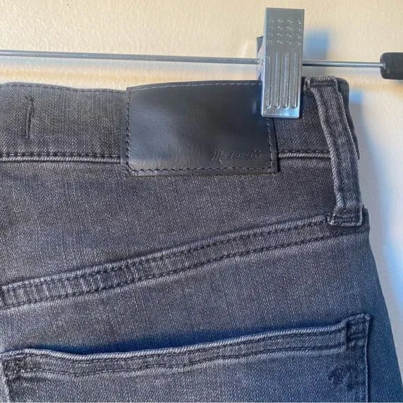 Madewell 9&quot; Mid-Rise Roadtripper Supersoft Jeans in Ashmont Wash
