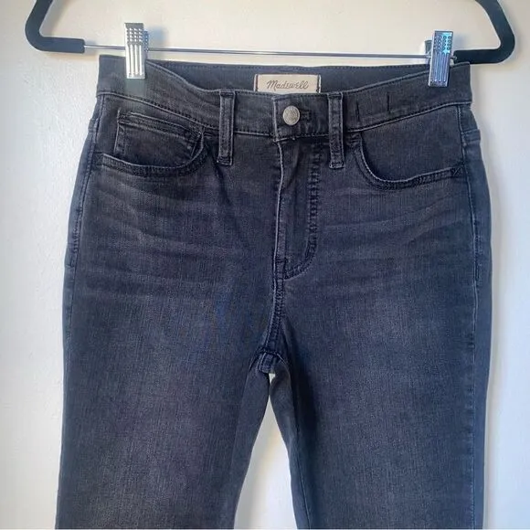 Madewell 9&quot; Mid-Rise Roadtripper Supersoft Jeans in Ashmont Wash