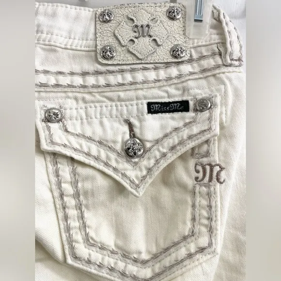 Miss Me Off White Signature Skinny Jeans Sz(28/31)