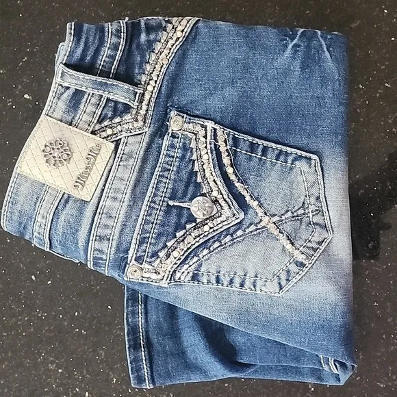 Miss Me Women's Bermudas Mid-Rise Blue Denim Shorts Size 30