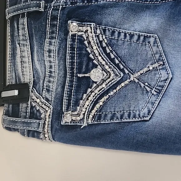 Miss Me Women's Bermudas Mid-Rise Blue Denim Shorts Size 30