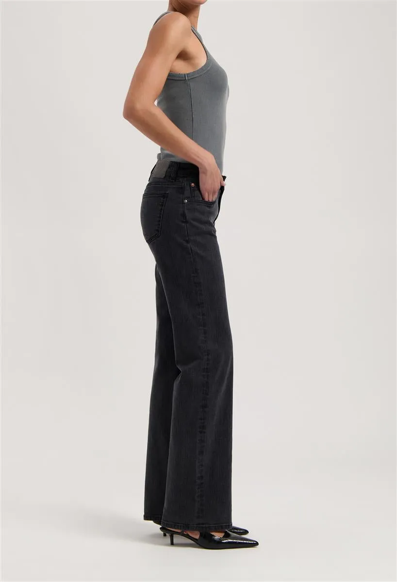 MUD JEANS Carry Mid Straight black vintage