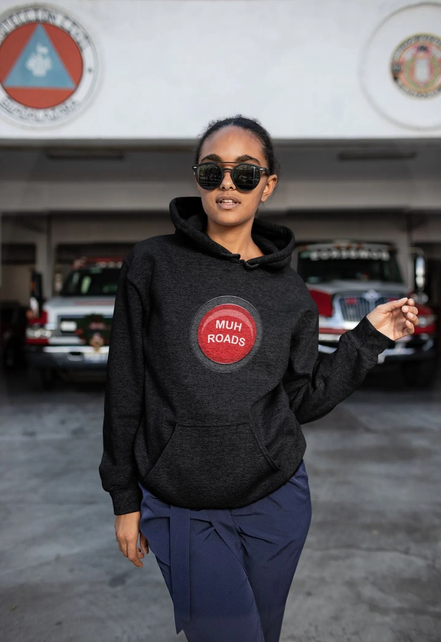 Muh Roads Button Light Hoodie