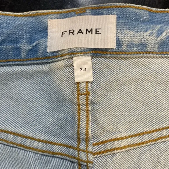 NWOT FRAME LE BEAU SHORT Light Blue Denim Shorts