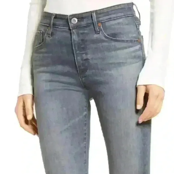 NWT AG &quot;The Farrah&quot; High Waist Skinny Raw Hem Jeans in Gray Pearl