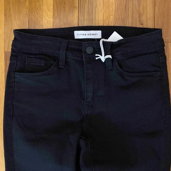 NWT Flying Monkey Women’s Black Skinny Jeans Size 25