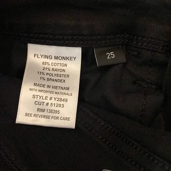 NWT Flying Monkey Women’s Black Skinny Jeans Size 25
