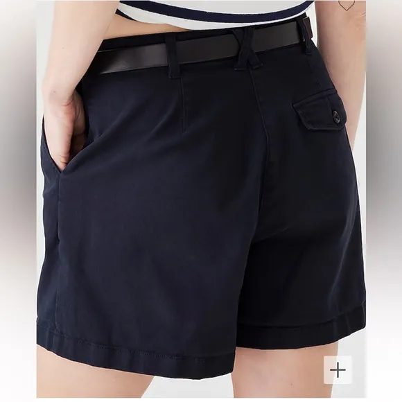NWT J. Crew Pleated Capeside Chino Shorts Size 10