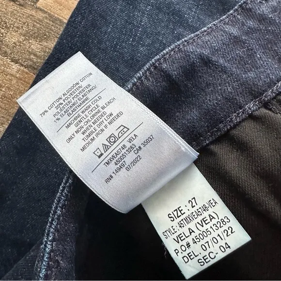 NWT Joe’s High Rise Skinny Ankle Jeans Vela Wash - Size 27