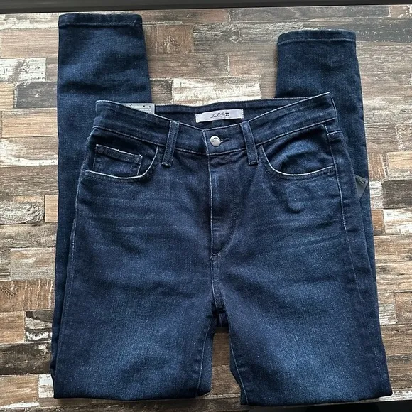 NWT Joe’s High Rise Skinny Ankle Jeans Vela Wash - Size 27