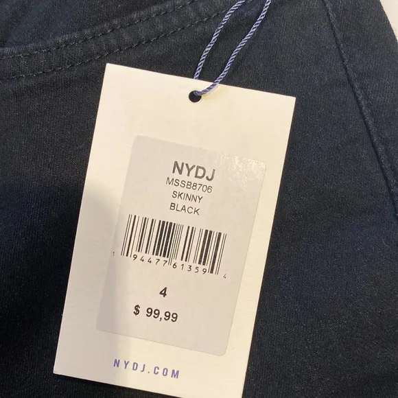 NYDJ SZ 4 Black Denim Skinny Jeans New D28