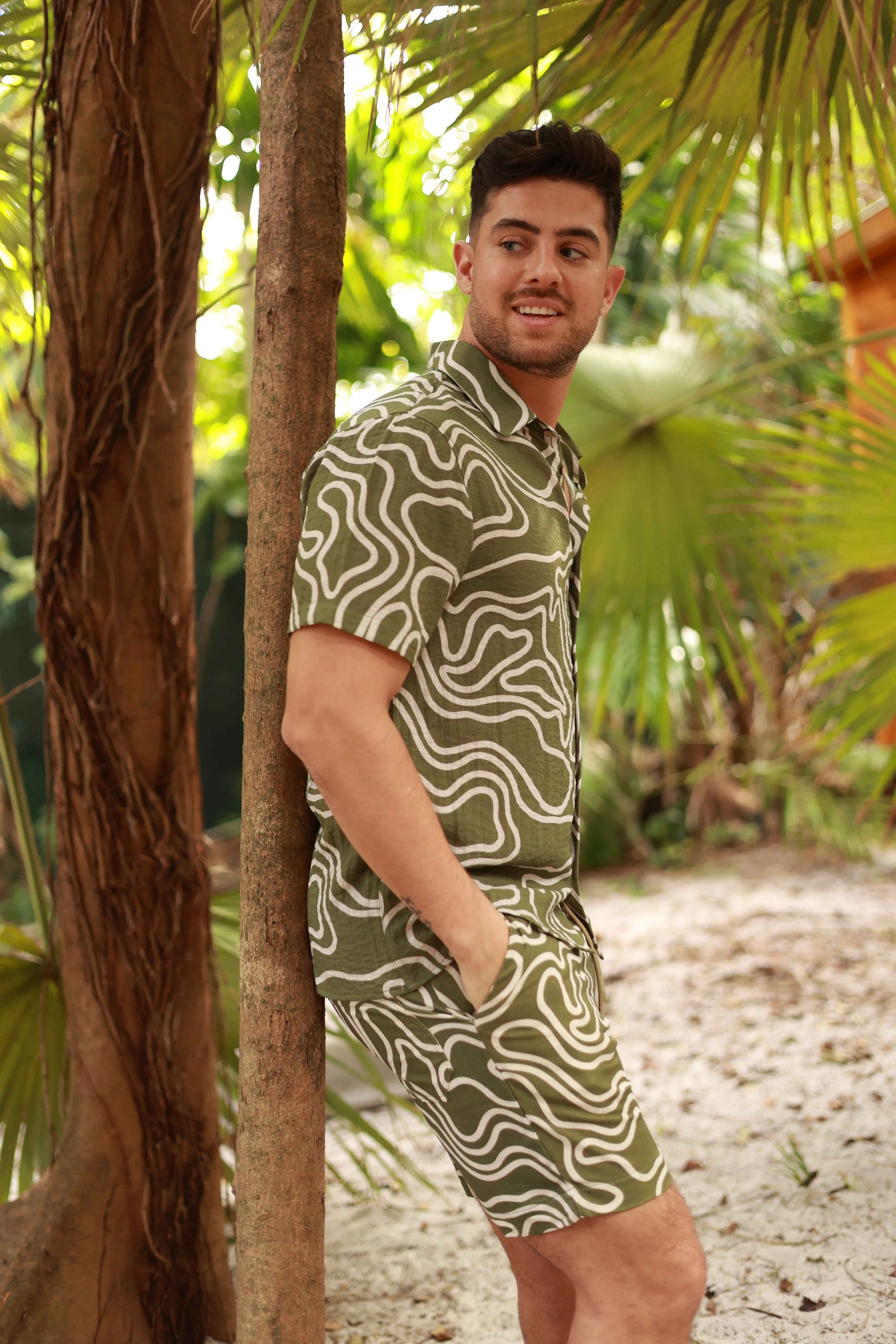 OLIVE LINEN PRINTED SHORTS