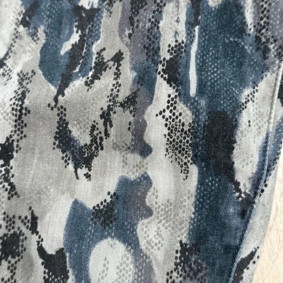 Paige Jeans Madagascar Edgemont Ultra Zip Skinny Jeans CAMO PRINT 29 blue green