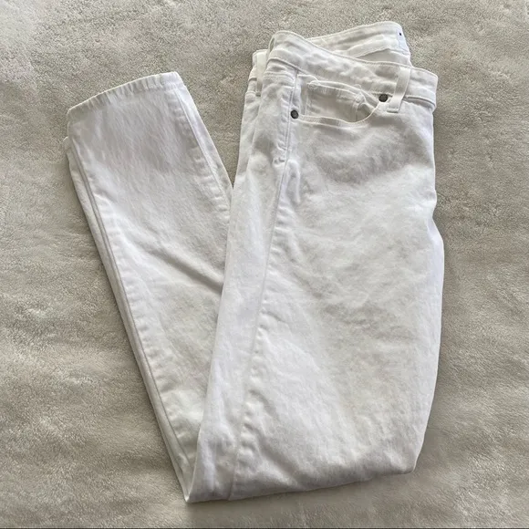 Paige Skyline Ankle Peg Jeans