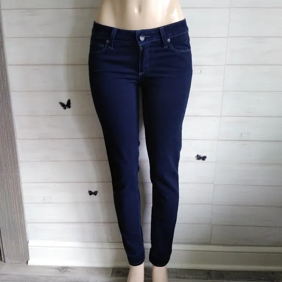 Paige Skyline Ankle Peg Jeans