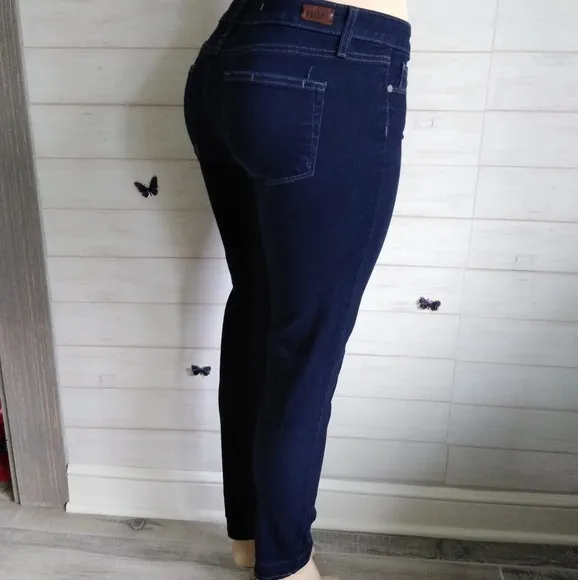 Paige Skyline Ankle Peg Jeans