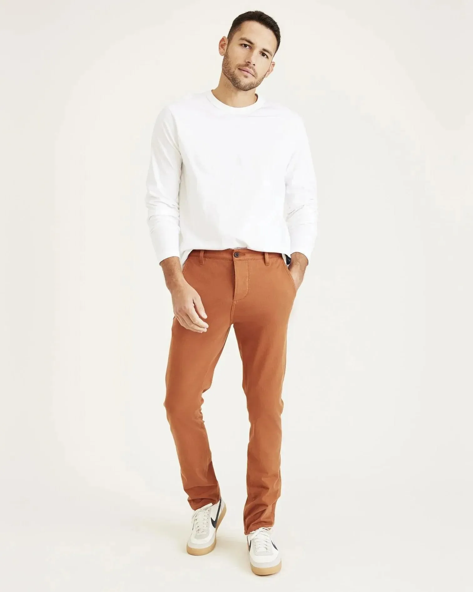 Pantalón Chino Dockers de Hombre Skinny Fit Supreme Flex Alpha Mocha Bisque Brown