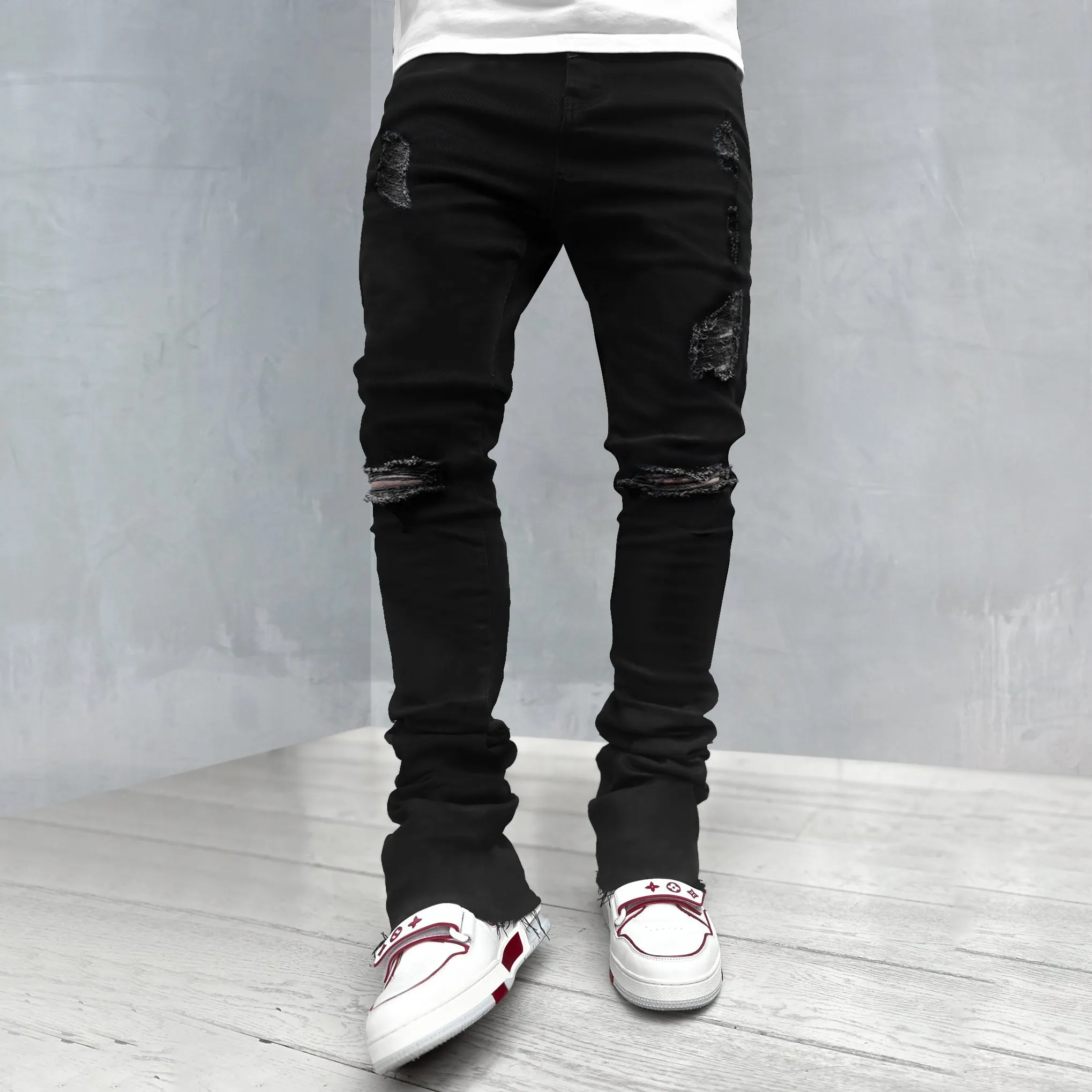 Patch Frayed Stretch Slim Fit Jeans