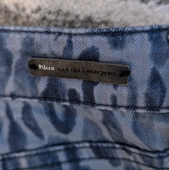 Pilcro and the Letterpress Anthropologie Animal Print Denim‎