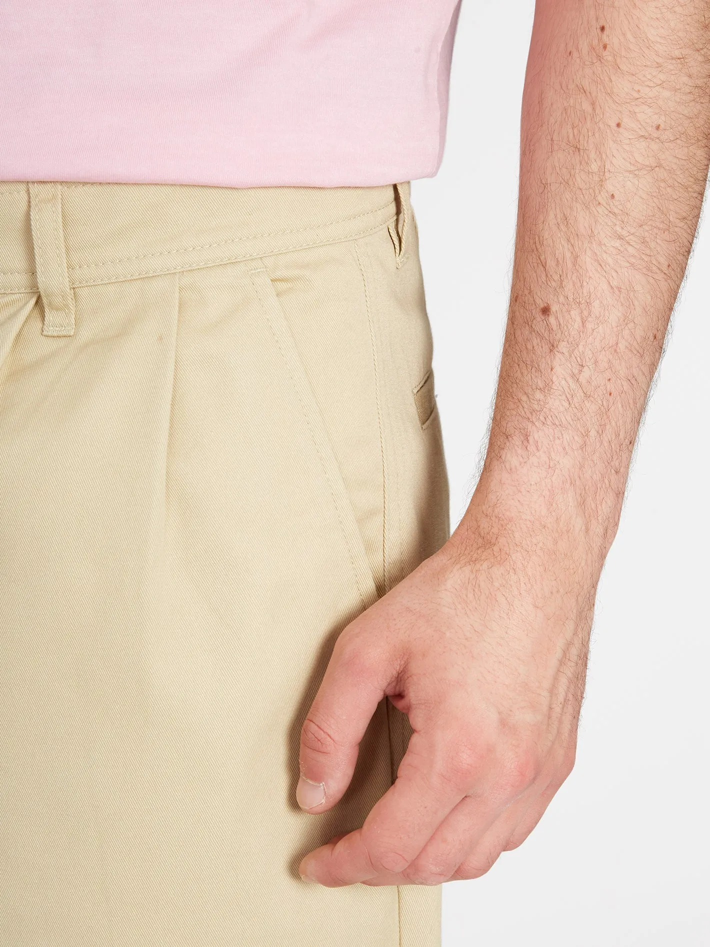 Pleated Chino Hose - ALMOND