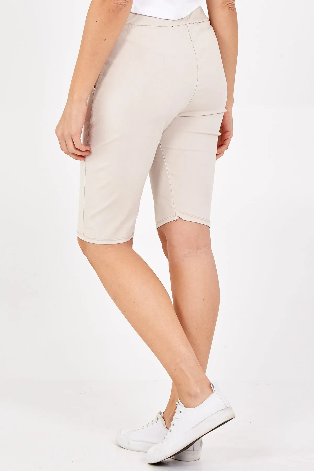 Plus Size Magic Plain Drawstring Shorts