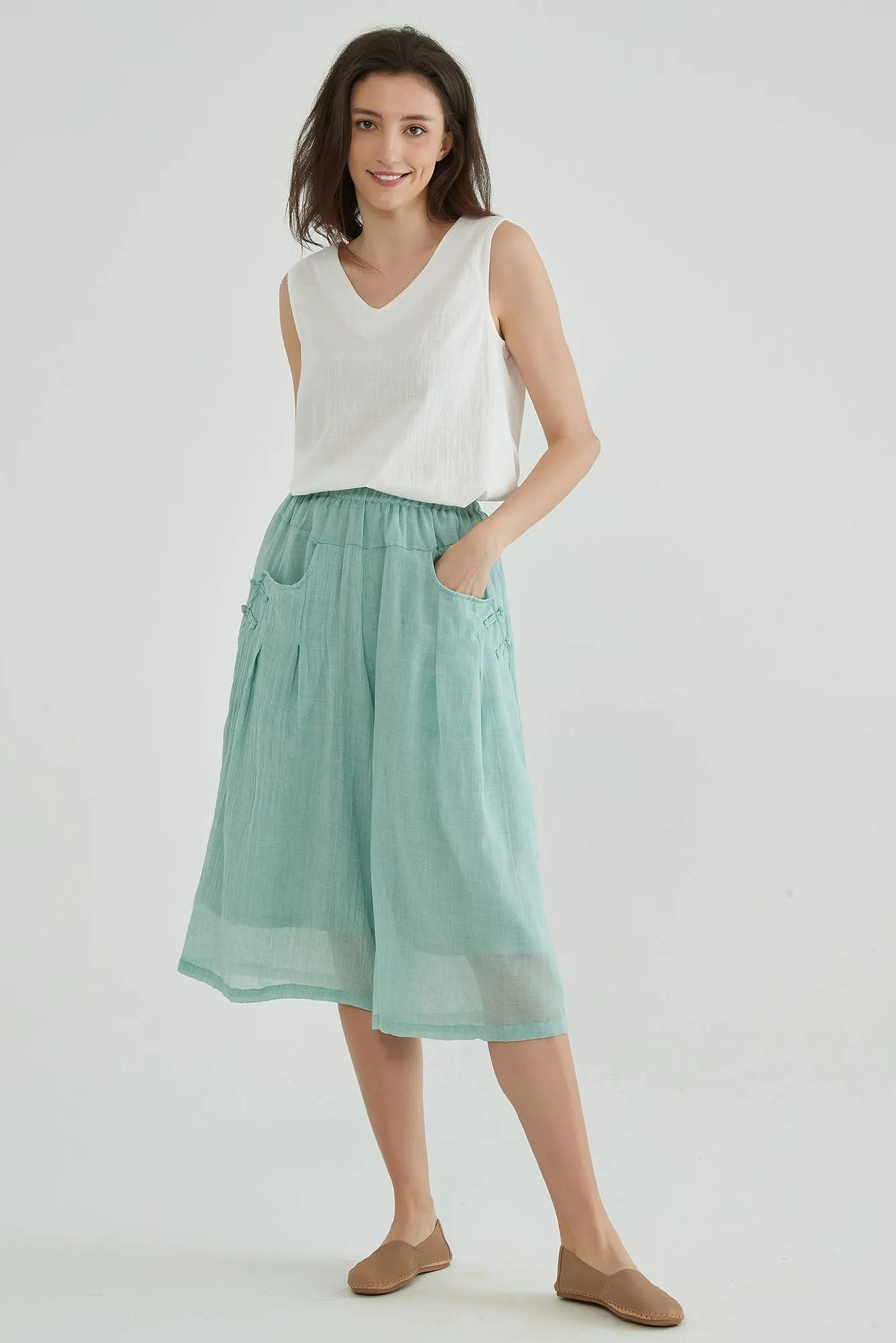 Shadow Green Wide Leg Cropped Linen Pants