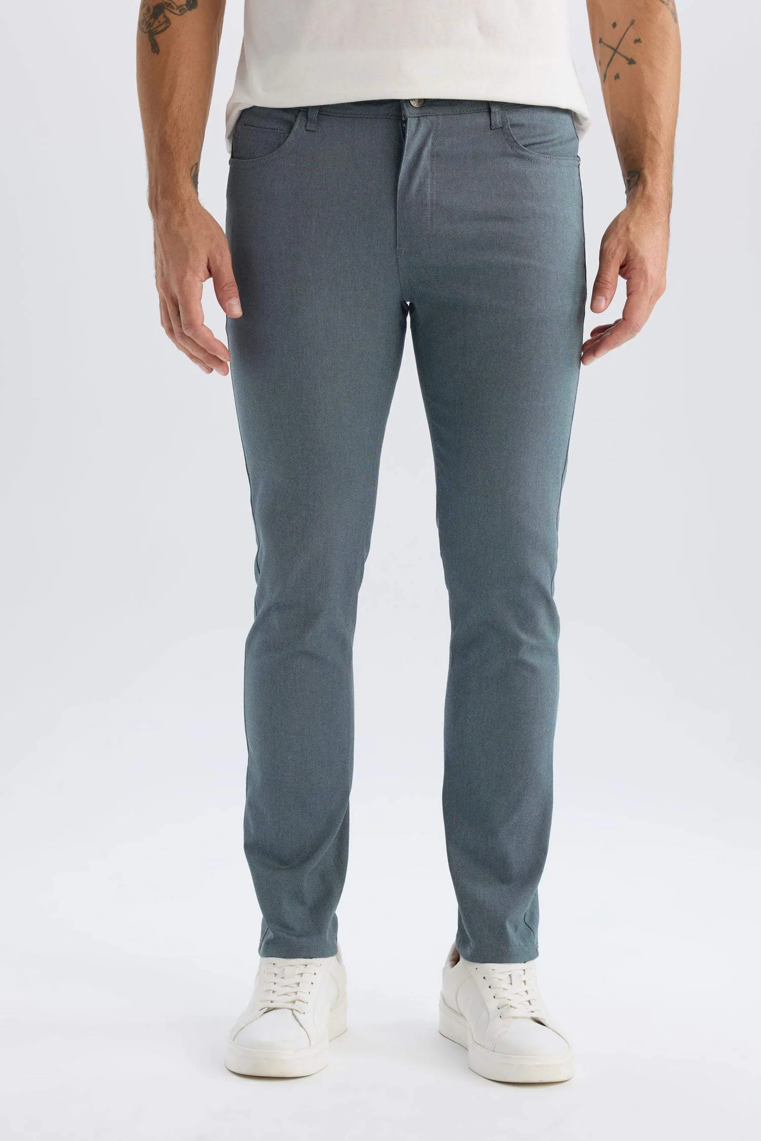 Slim Fit Super Skinny Hem Chino Pants