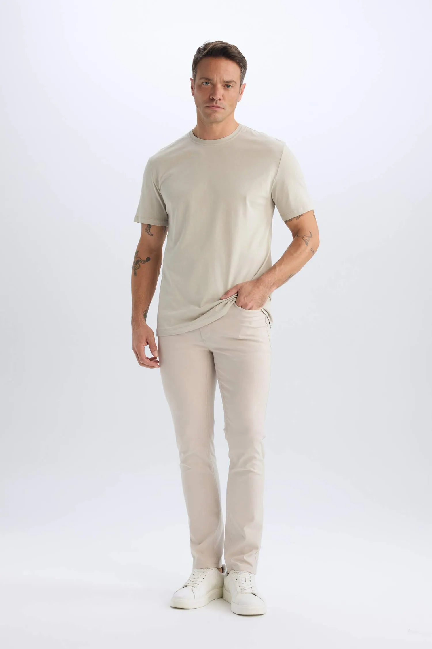 Slim Fit Super Skinny Hem Chino Pants