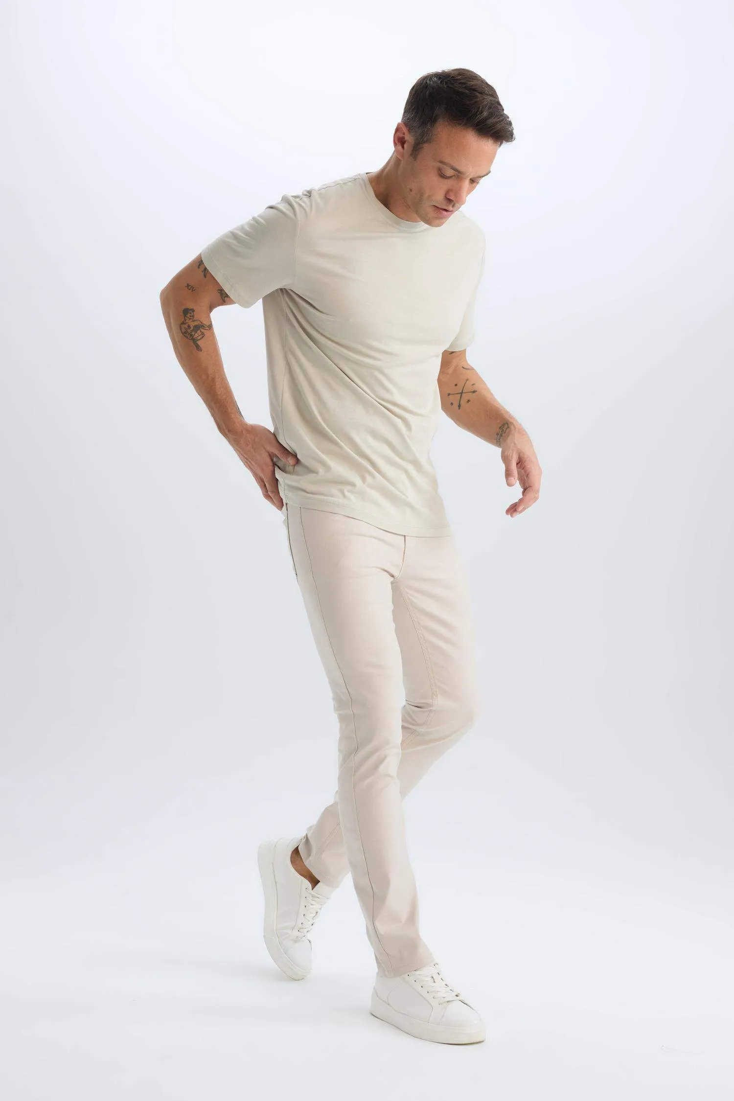 Slim Fit Super Skinny Hem Chino Pants
