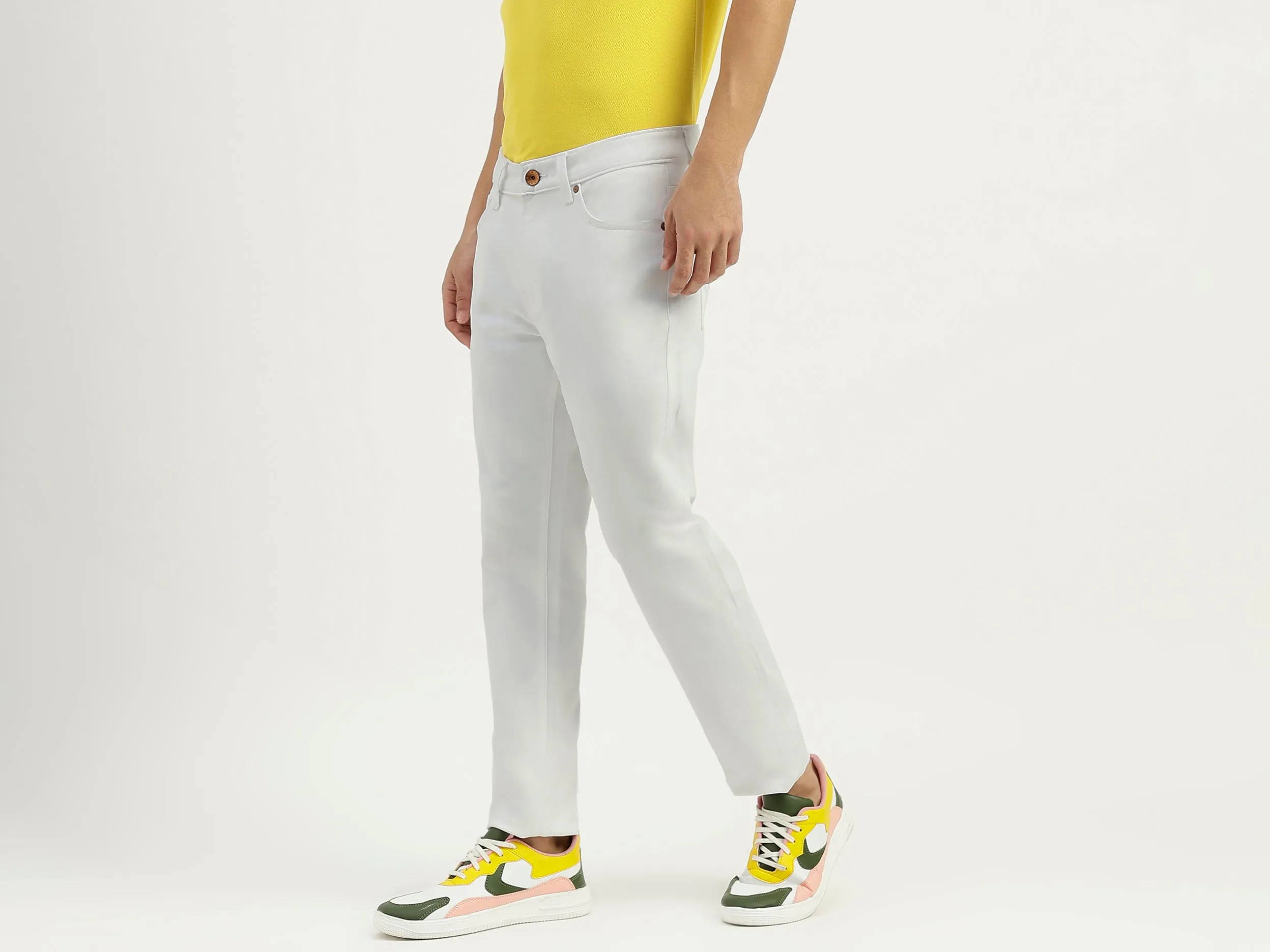 Solid Mid Rise Skinny Fit Jeans
