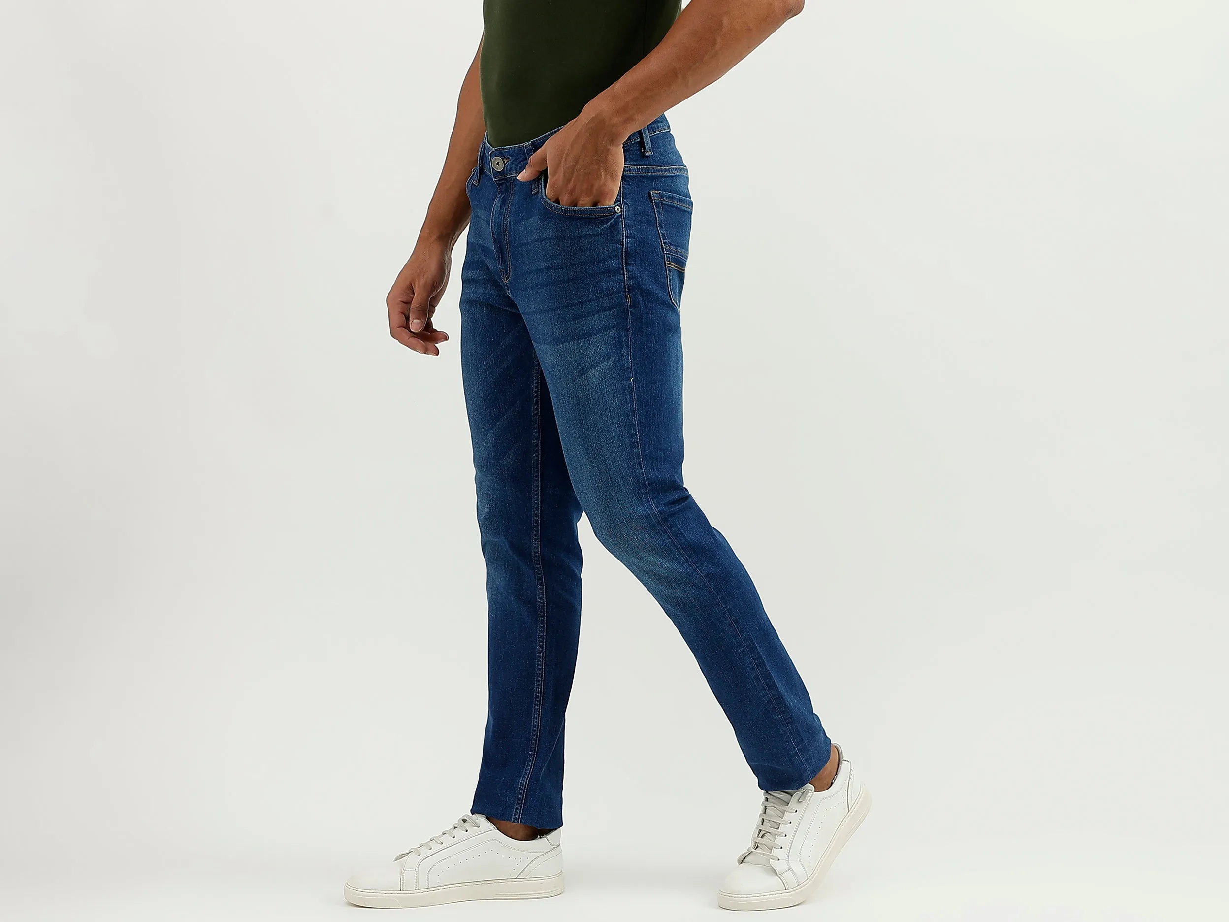 Solid Skinny Fit Jeans