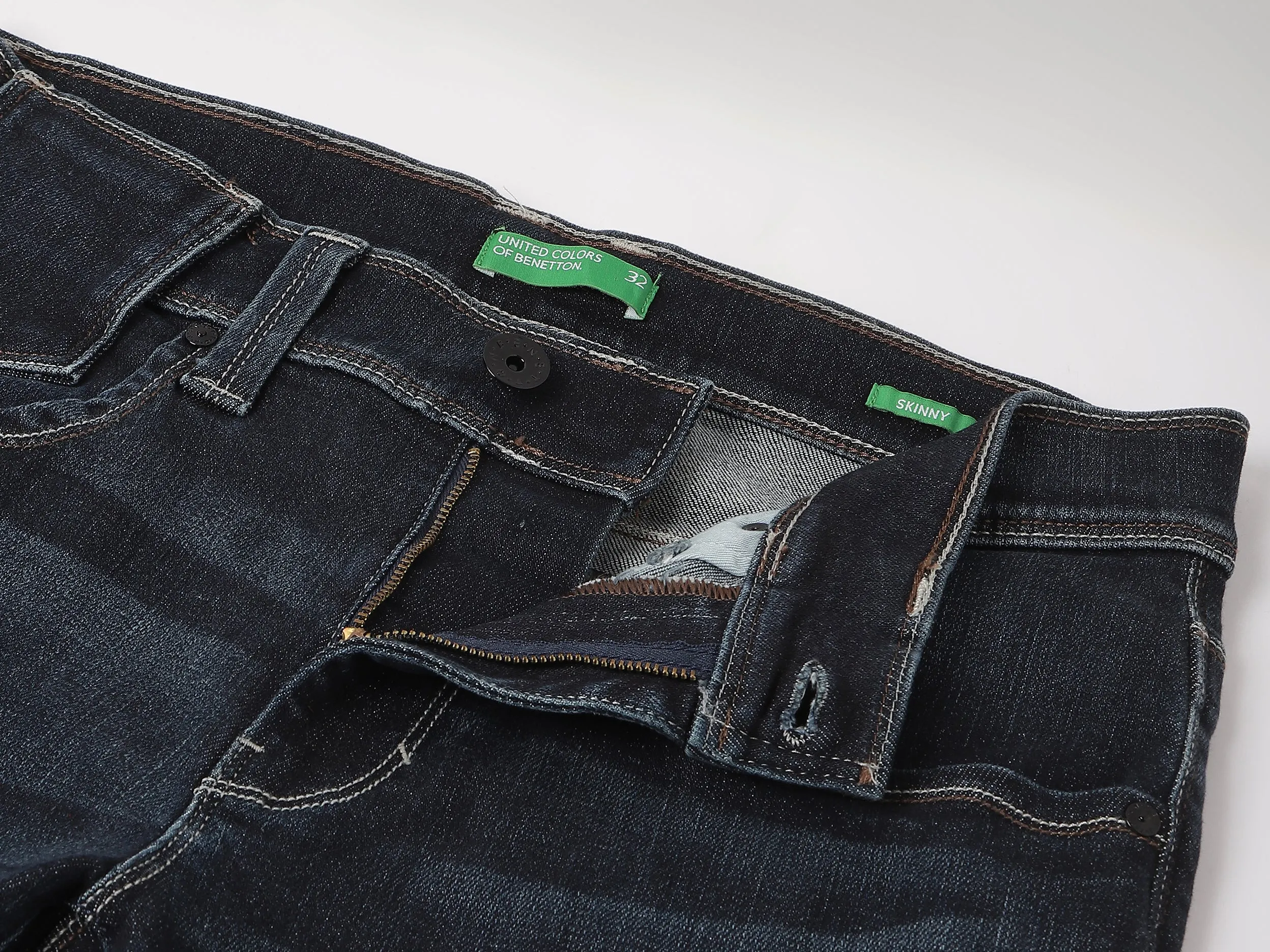 Solid Skinny Fit Jeans