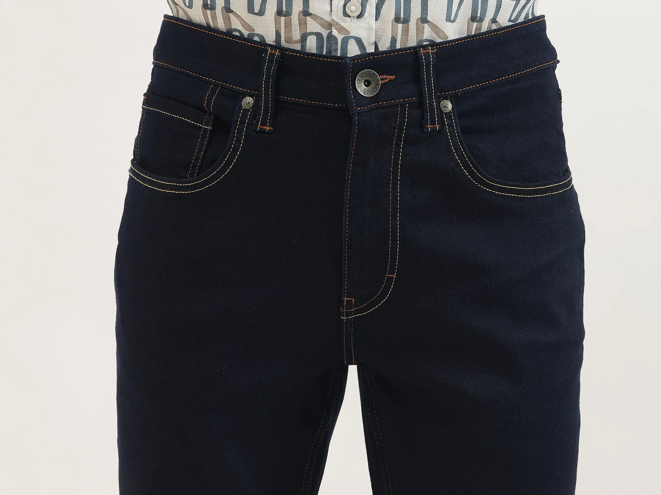 Solid Skinny Fit Jeans