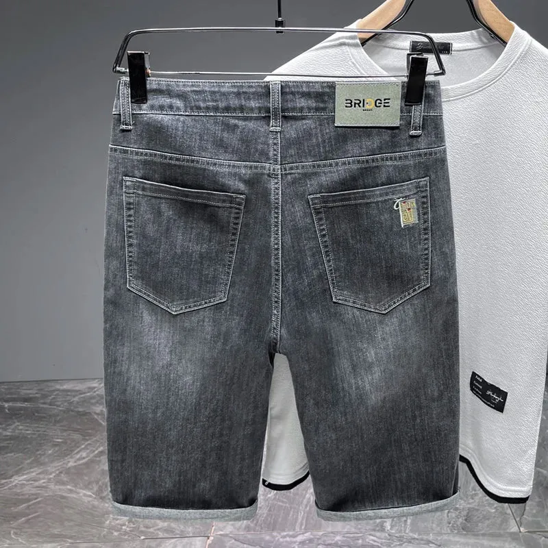 Sommer-Style: Ultra-dünne Denim-Shorts für Herren