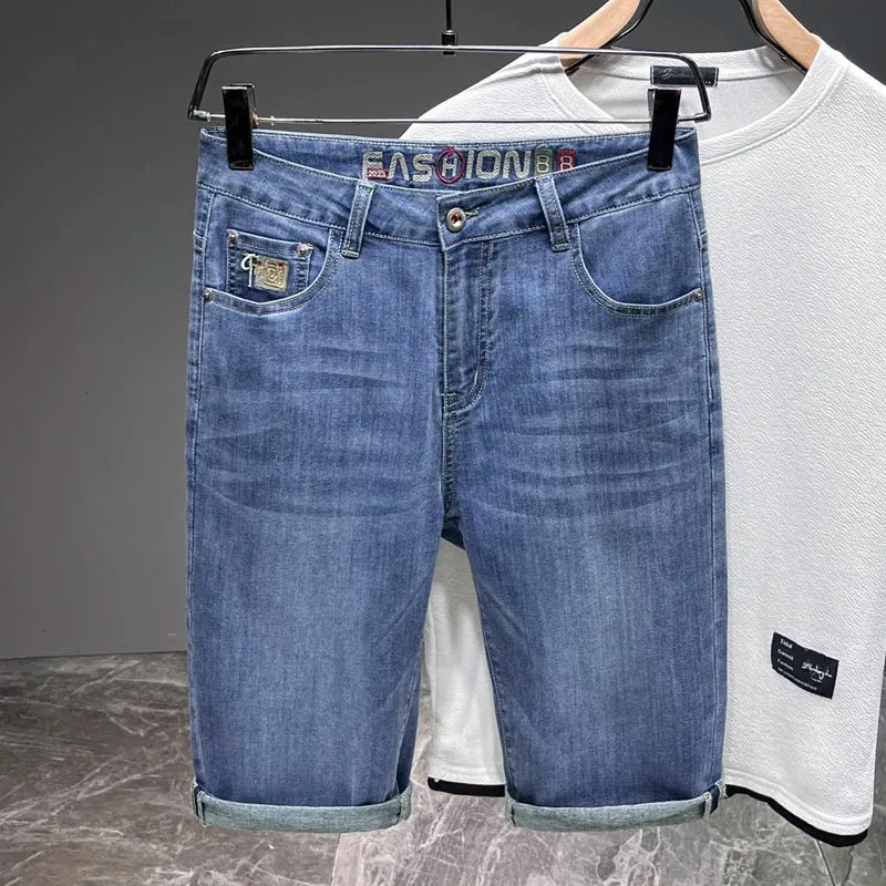 Sommer-Style: Ultra-dünne Denim-Shorts für Herren