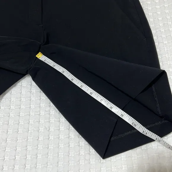 Theory Woman’s Black Waist Tab Chino Shorts