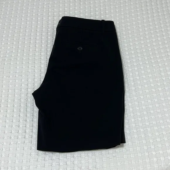 Theory Woman’s Black Waist Tab Chino Shorts