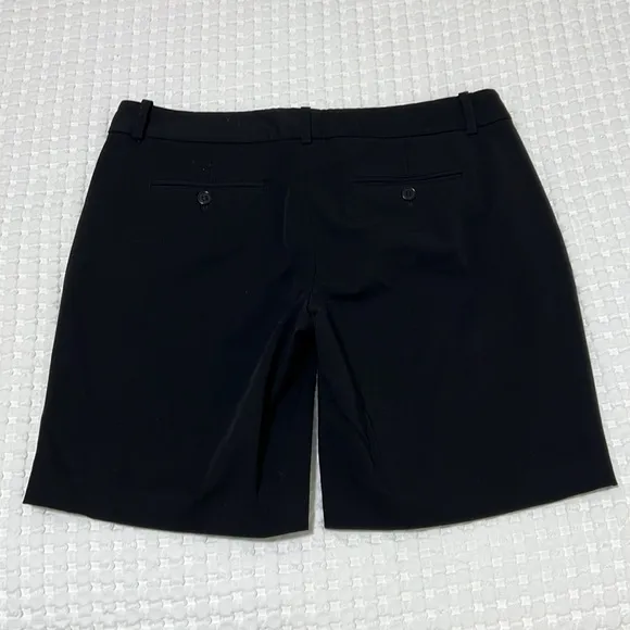 Theory Woman’s Black Waist Tab Chino Shorts