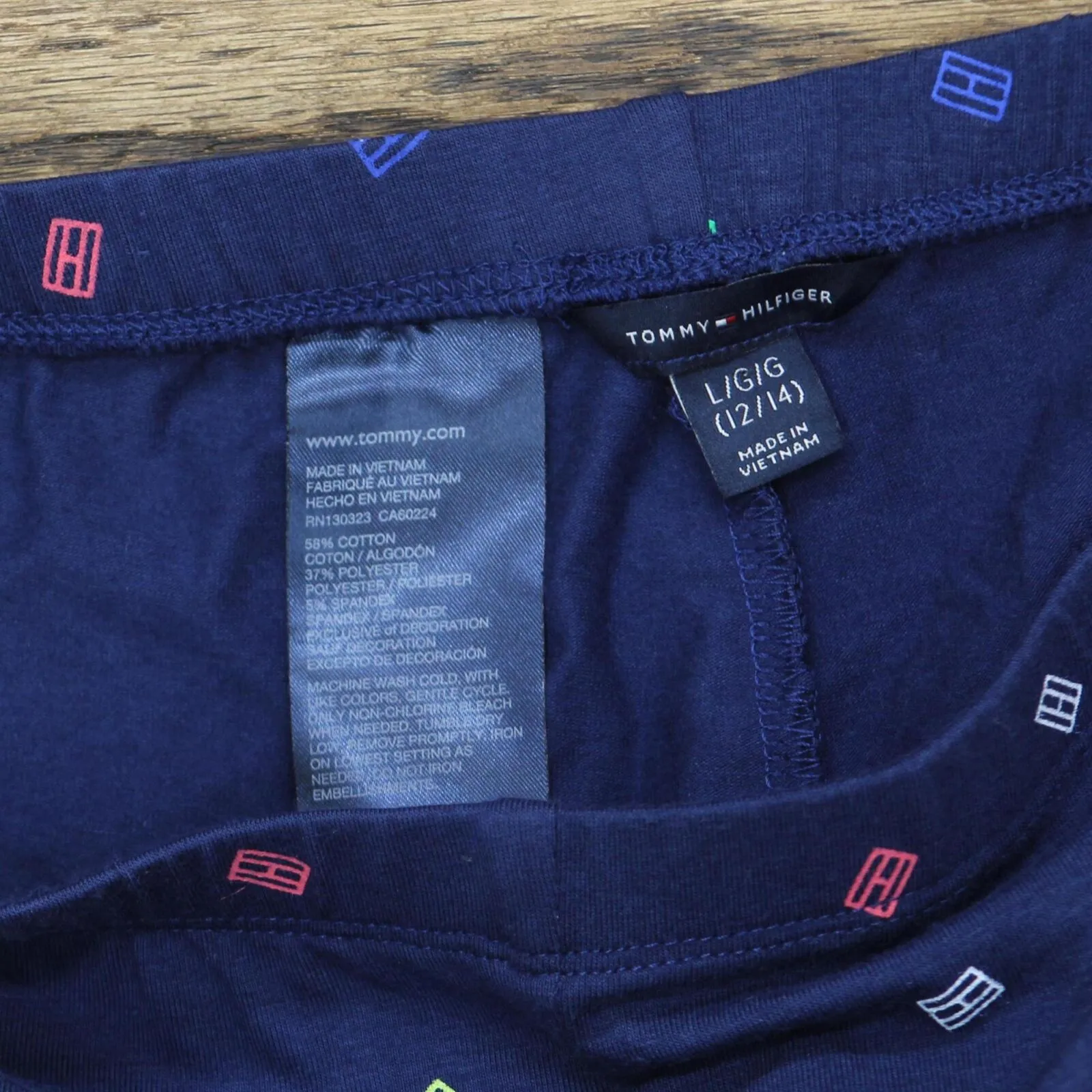 Tommy Hilfiger Boys Youth Logo Knit Casual Shorts 166d2d5166424a Navy Blue L