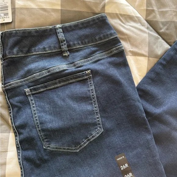 Torrid Woman’s Plus Size Super Soft Jegging Jeans Dark Blue 26W Regular NWT
