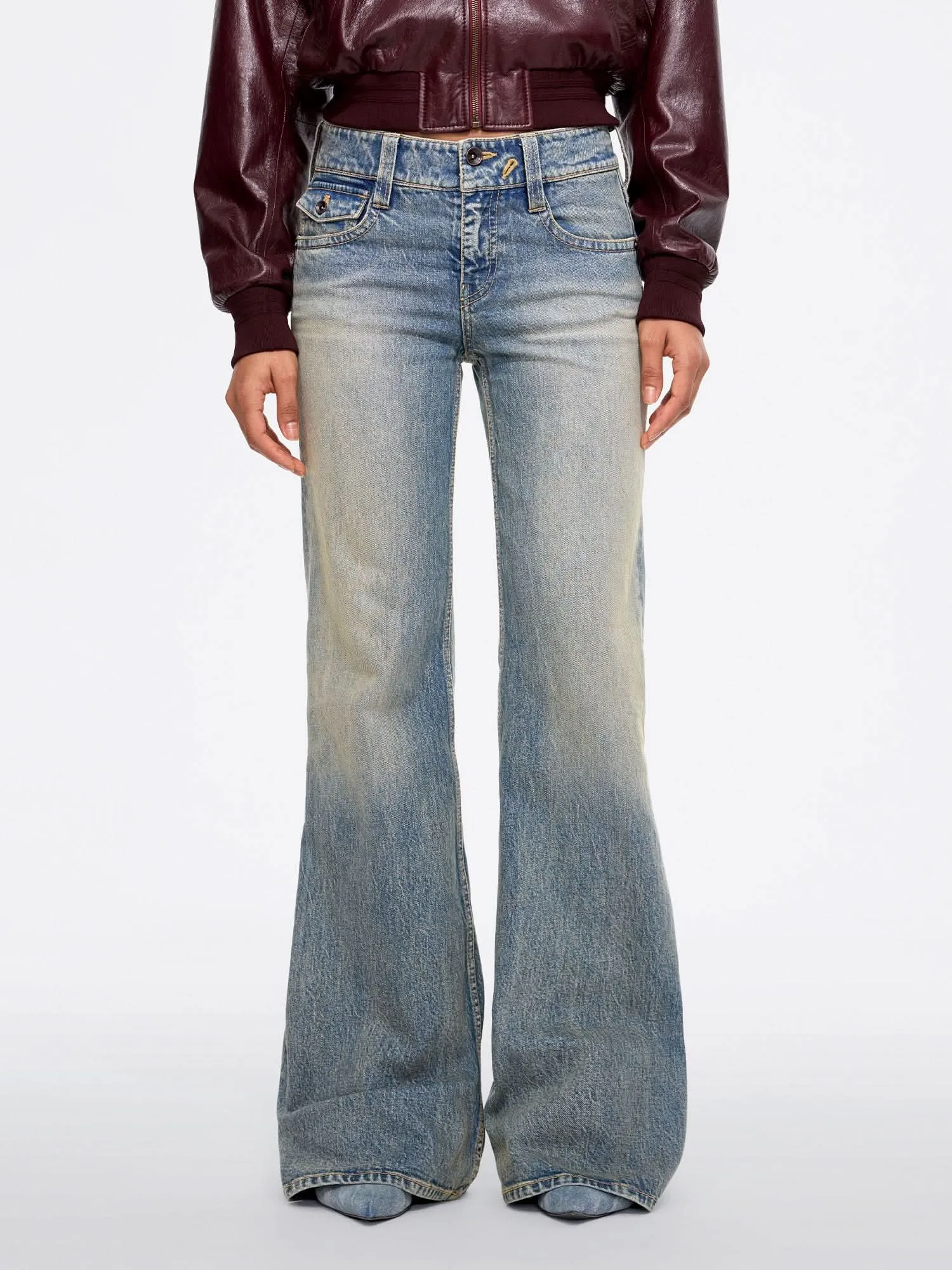 Washed Flared Jeans