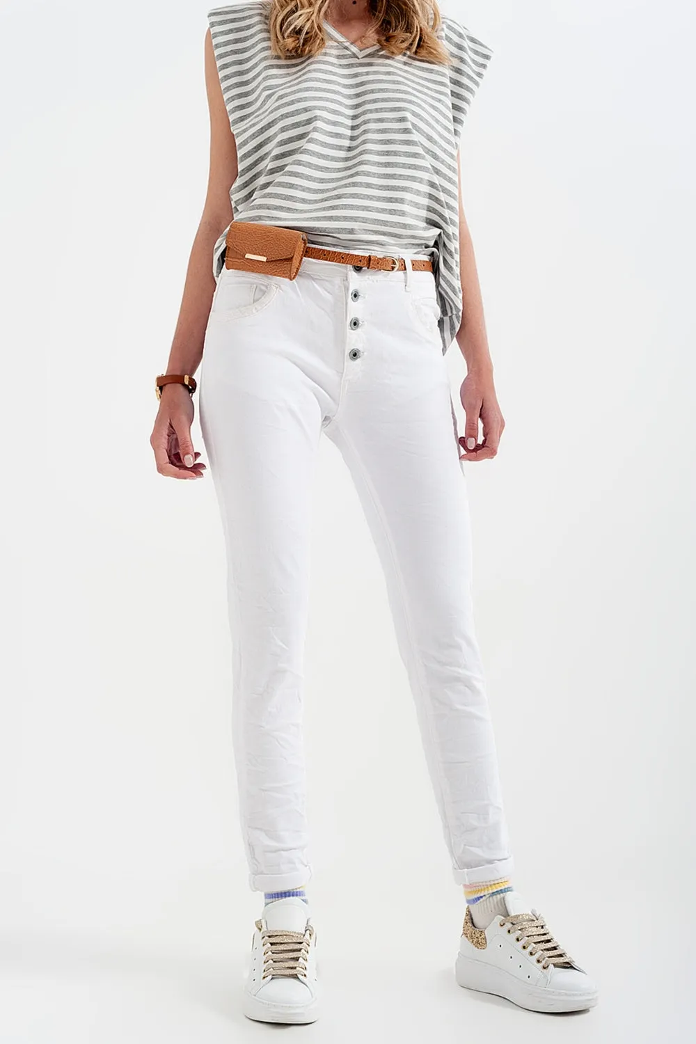 White boyfriend pants with sequin pocket detail